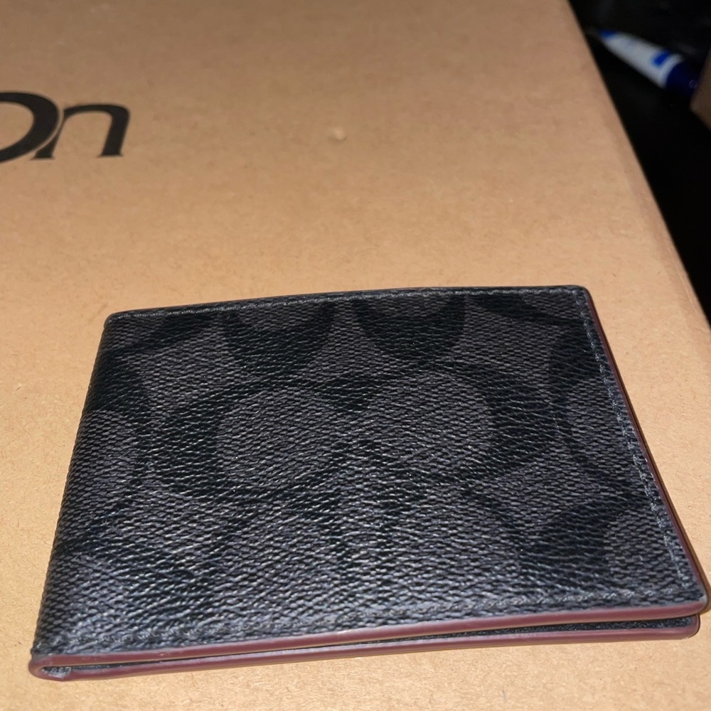 Men Coach Wallet - Picture 4 of 5